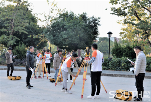 ̫������tyc4633